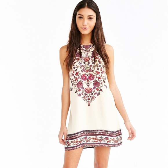 Urban Outfitters Dresses & Skirts - Urban Outfitters Guinevere Open Back Mini Dress